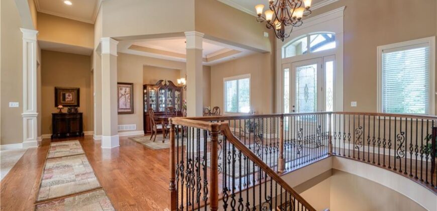 6901 N Norton Avenue, Gladstone, MO 64119