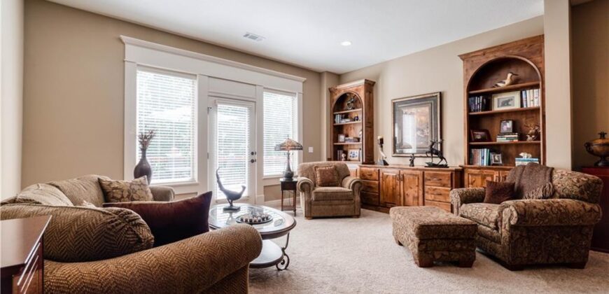 6901 N Norton Avenue, Gladstone, MO 64119