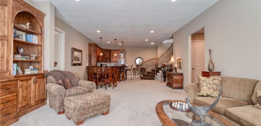 6901 N Norton Avenue, Gladstone, MO 64119