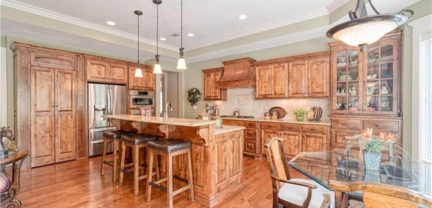 6901 N Norton Avenue, Gladstone, MO 64119