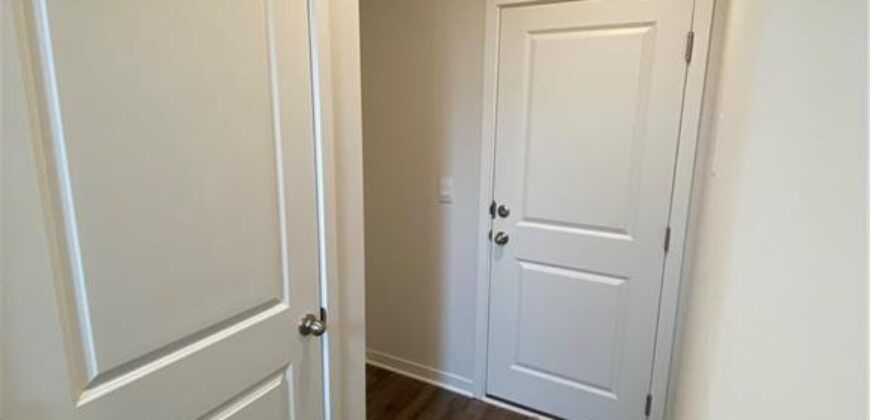 504 Ella’s Way, Liberty, MO 64068