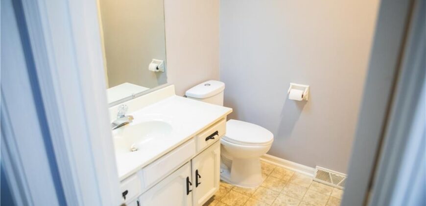 5506 NW Verlin Drive, Parkville, MO 64152