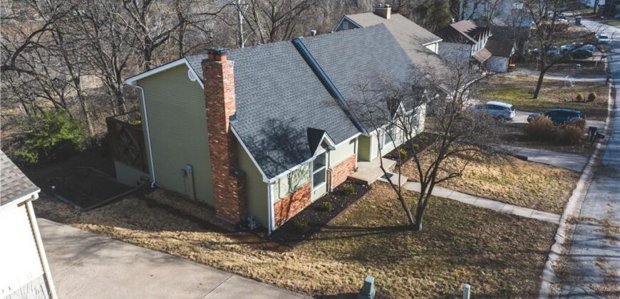 5506 NW Verlin Drive, Parkville, MO 64152