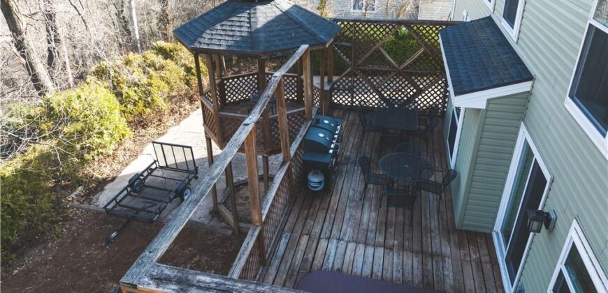 5506 NW Verlin Drive, Parkville, MO 64152