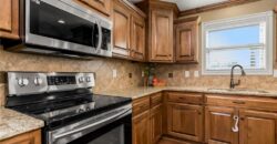 10312 N Tullis Drive, Kansas City, MO 64157