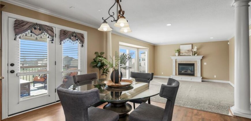 10312 N Tullis Drive, Kansas City, MO 64157