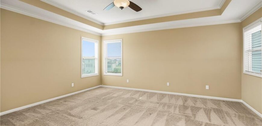 10312 N Tullis Drive, Kansas City, MO 64157