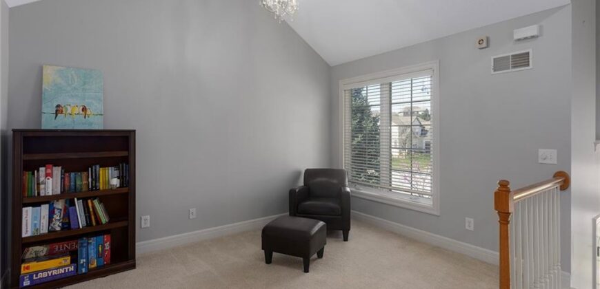 9409 N Laurel Avenue, Kansas City, MO 64157