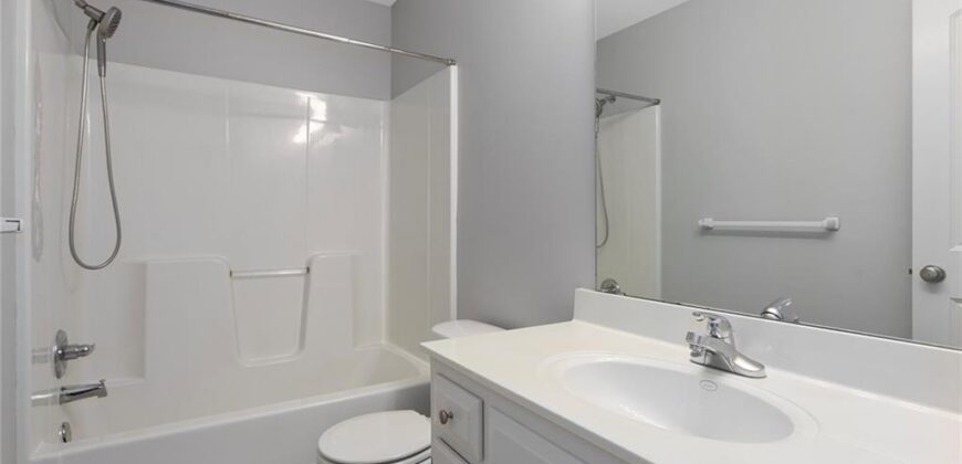 9409 N Laurel Avenue, Kansas City, MO 64157