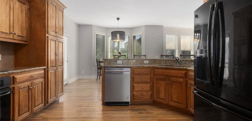 9409 N Laurel Avenue, Kansas City, MO 64157