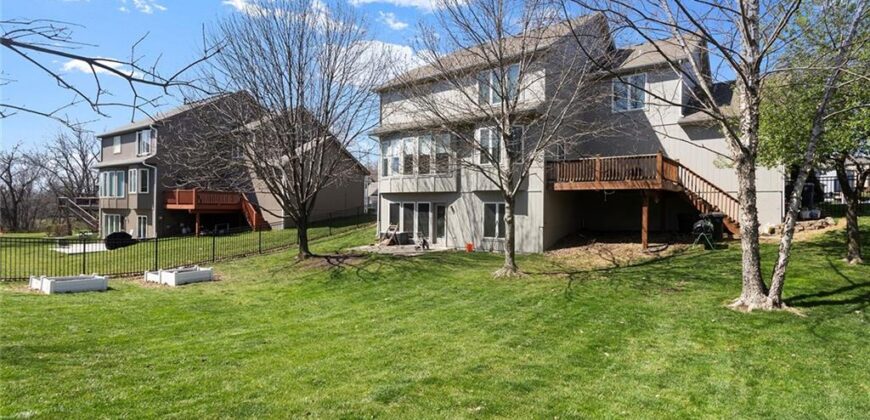 9409 N Laurel Avenue, Kansas City, MO 64157