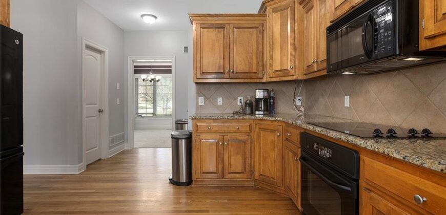 9409 N Laurel Avenue, Kansas City, MO 64157