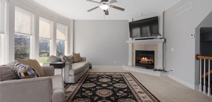 9409 N Laurel Avenue, Kansas City, MO 64157