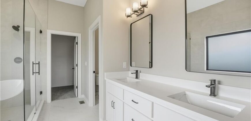 10511 N Liberty Street, Kansas City, MO 64155