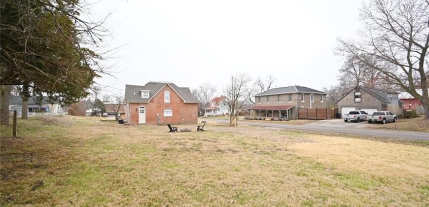 306 Lewis Street, Edgerton, MO 64444