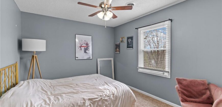 7833 N Strathbury Avenue, Kansas City, MO 64151
