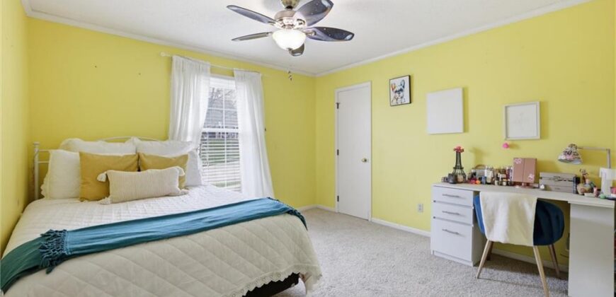 1206 Campbell Street, Liberty, MO 64068