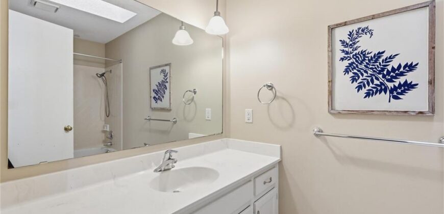 1206 Campbell Street, Liberty, MO 64068