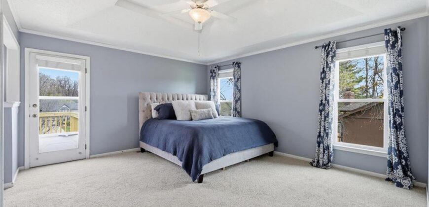1206 Campbell Street, Liberty, MO 64068