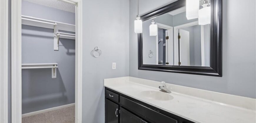1206 Campbell Street, Liberty, MO 64068