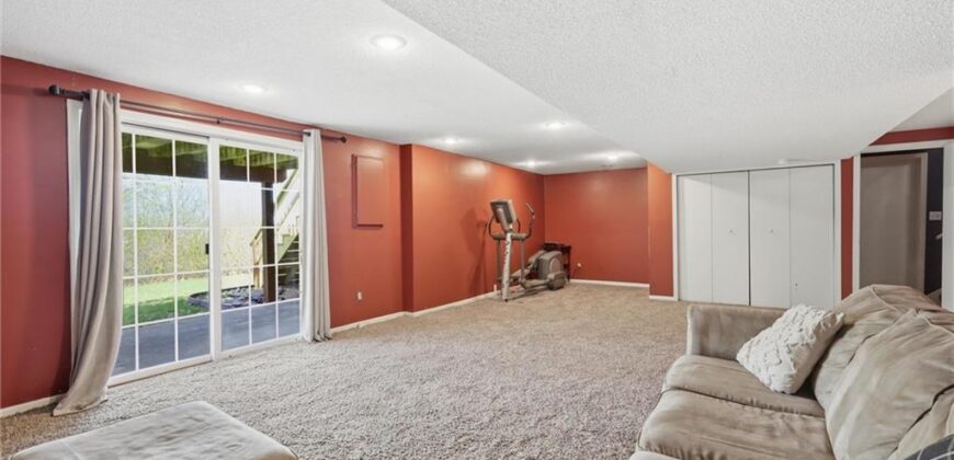 1206 Campbell Street, Liberty, MO 64068