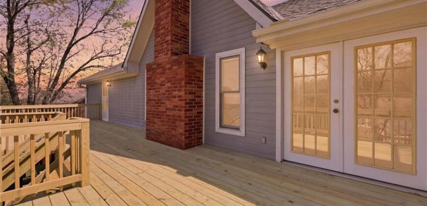 1206 Campbell Street, Liberty, MO 64068