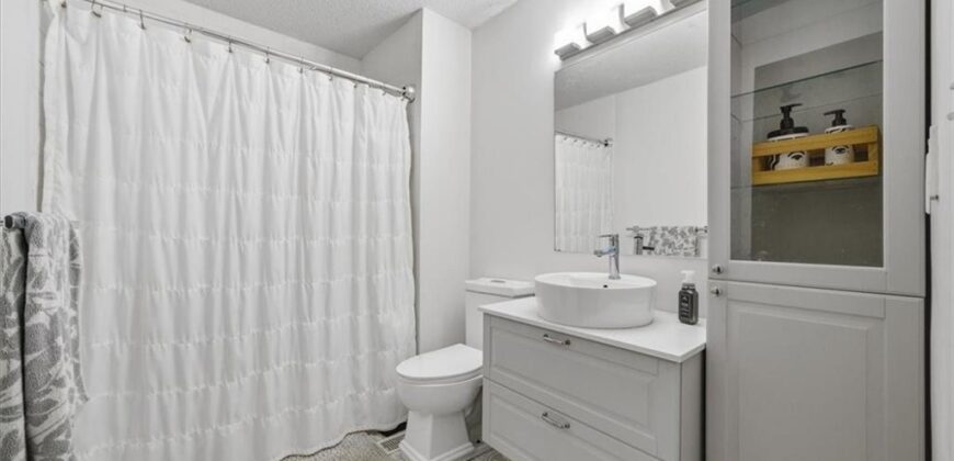3012 NW 55th Street, Kansas City, MO 64152