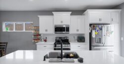 16083 Ryan Circle, Parkville, MO 64152