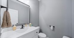 16083 Ryan Circle, Parkville, MO 64152
