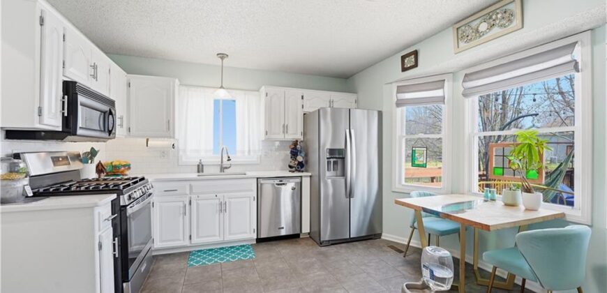 10303 N Main Street, Kansas City, MO 64155