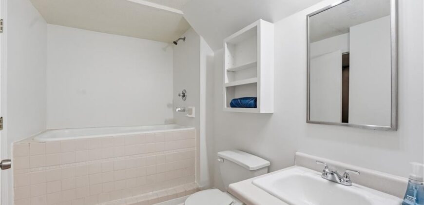 10303 N Main Street, Kansas City, MO 64155