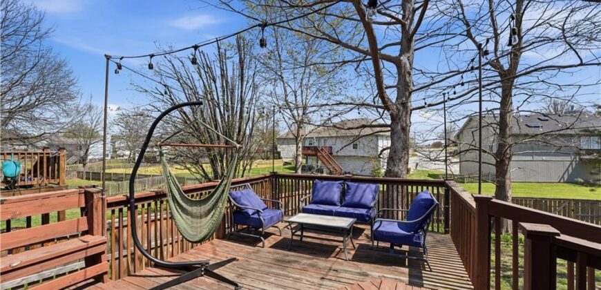 10303 N Main Street, Kansas City, MO 64155