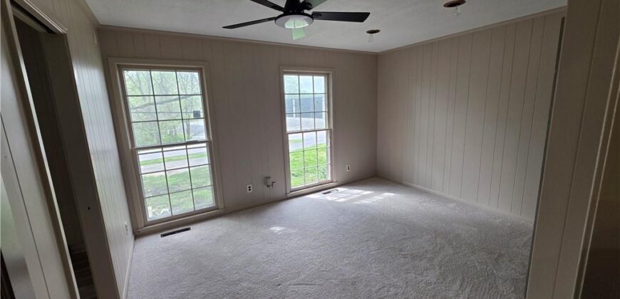 4811 Waukomis Drive, Kansas City, MO 64151