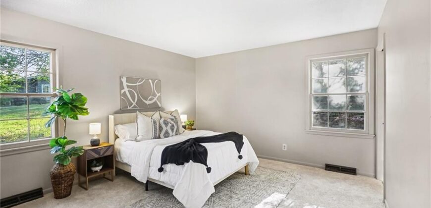 4811 Waukomis Drive, Kansas City, MO 64151