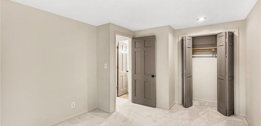 4811 Waukomis Drive, Kansas City, MO 64151