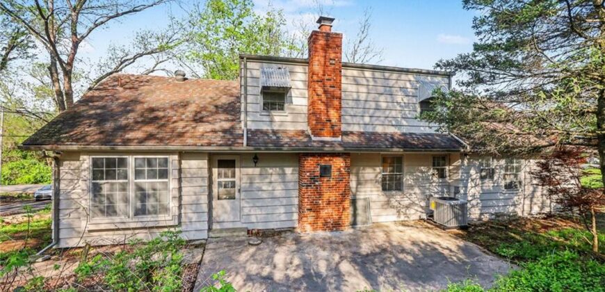 4811 Waukomis Drive, Kansas City, MO 64151