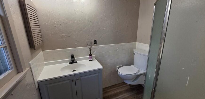 4811 Waukomis Drive, Kansas City, MO 64151