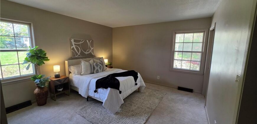 4811 Waukomis Drive, Kansas City, MO 64151