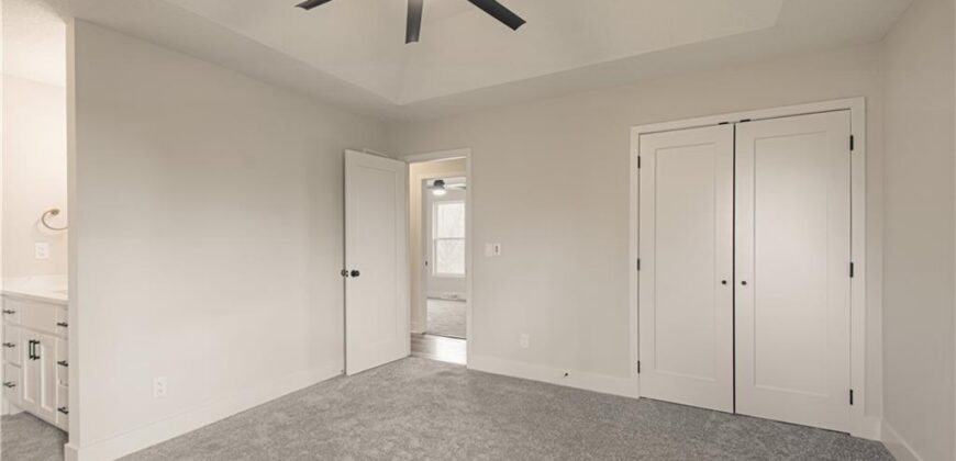 14401 NW 67th Street, Parkville, MO 64152