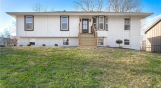 14401 NW 67th Street, Parkville, MO 64152
