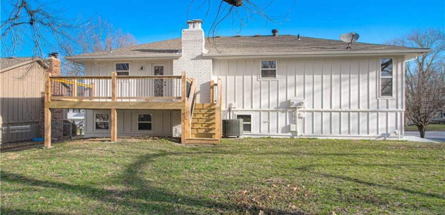 14401 NW 67th Street, Parkville, MO 64152