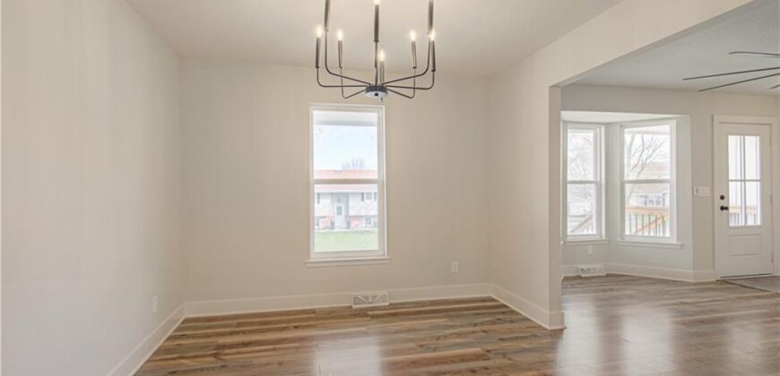 14401 NW 67th Street, Parkville, MO 64152