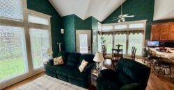 14921 Black Oak Drive, Smithville, MO 64089