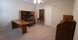 14921 Black Oak Drive, Smithville, MO 64089