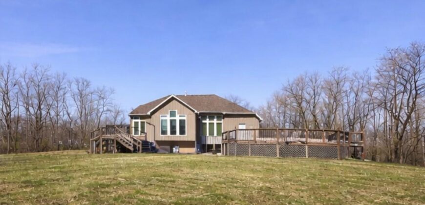 14921 Black Oak Drive, Smithville, MO 64089