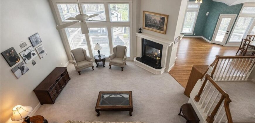 14921 Black Oak Drive, Smithville, MO 64089