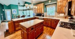 14921 Black Oak Drive, Smithville, MO 64089