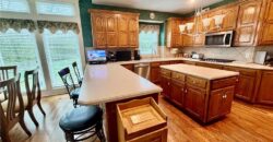 14921 Black Oak Drive, Smithville, MO 64089