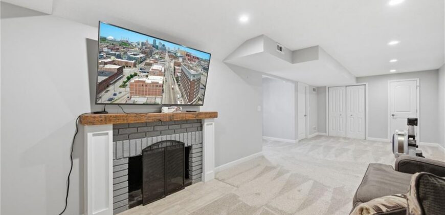 7219 NW 85th Street, Kansas City, MO 64153