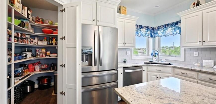 9519 N Lane Avenue, Kansas City, MO 64157